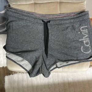 Calvin Klein shorts with pockets
